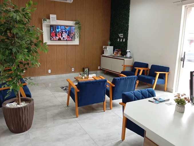 Sala de espera da Impla Mais Odontologia